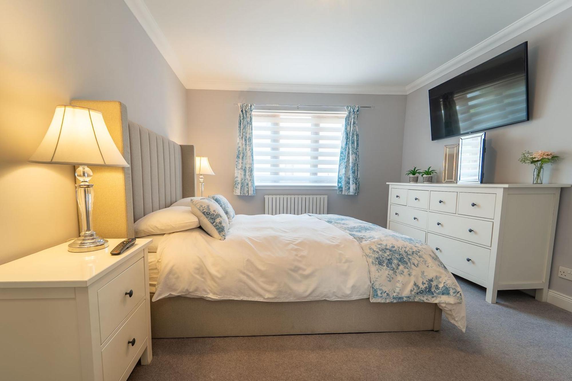 Self Cateringone Bedroom Apartment Fort William Eksteriør billede