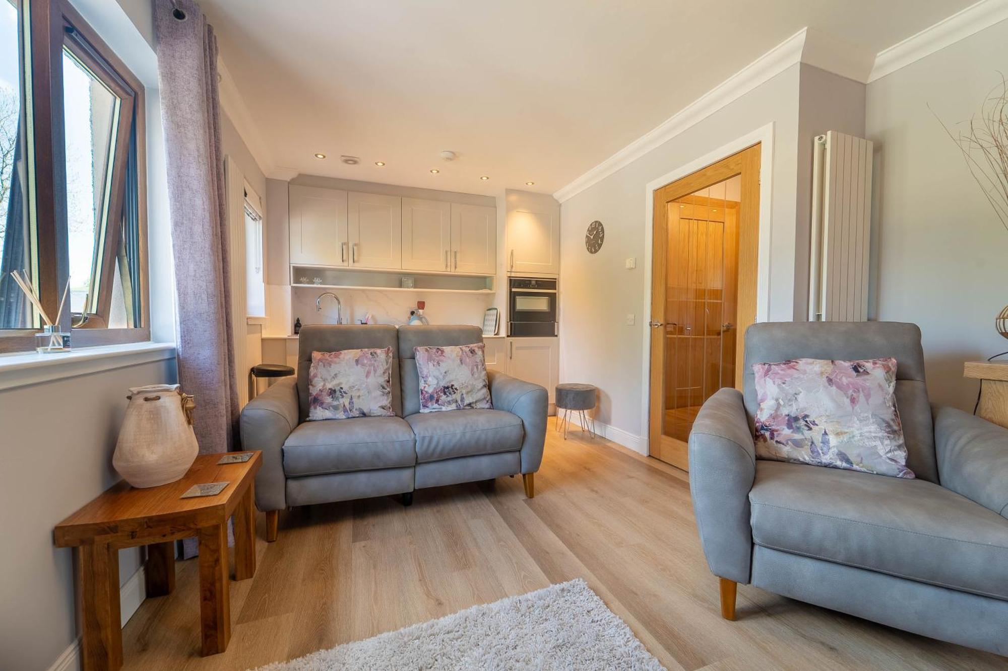 Self Cateringone Bedroom Apartment Fort William Eksteriør billede
