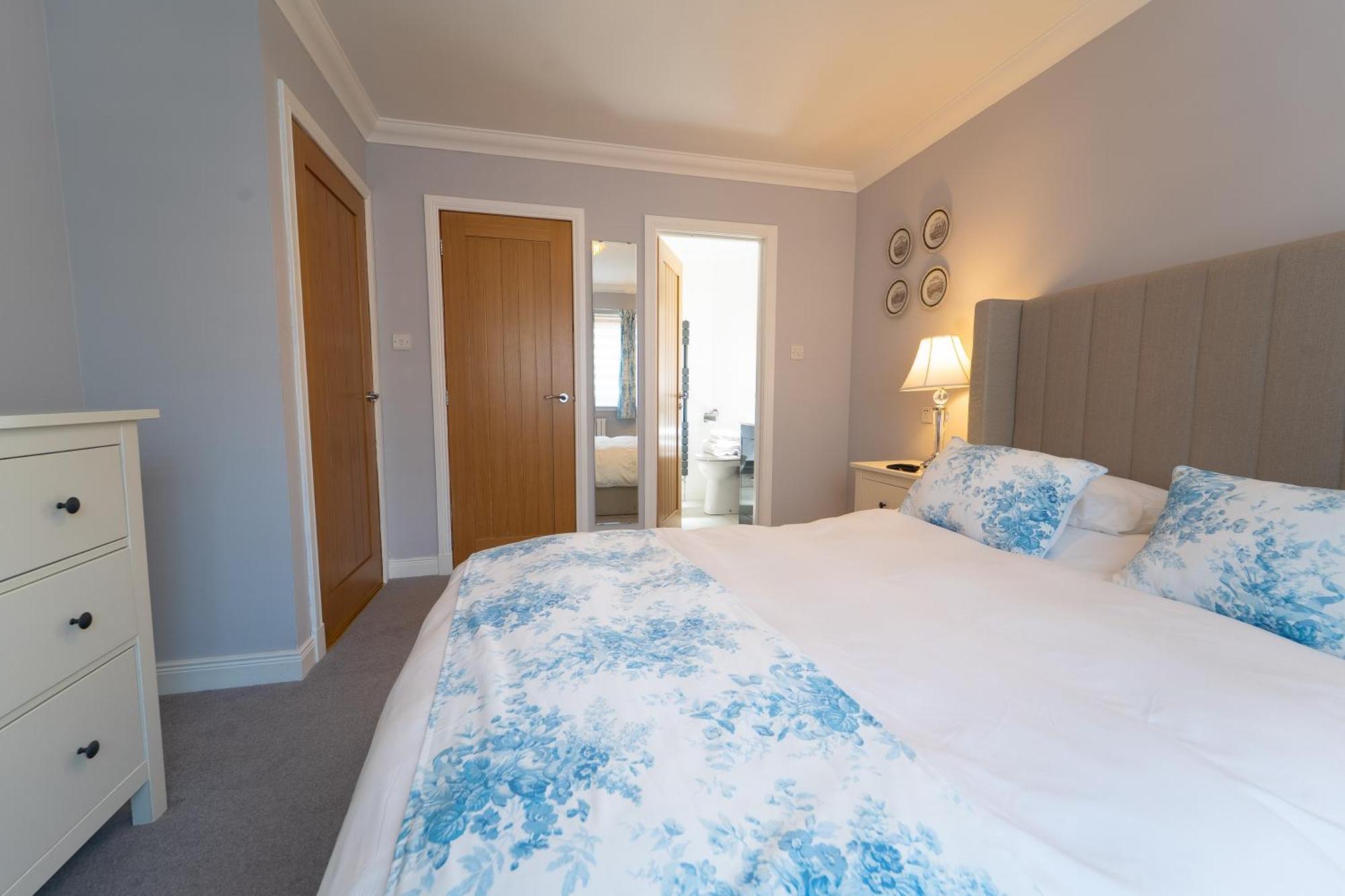 Self Cateringone Bedroom Apartment Fort William Eksteriør billede