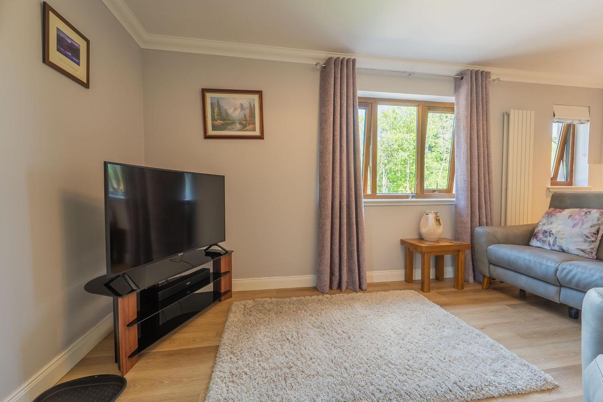 Self Cateringone Bedroom Apartment Fort William Eksteriør billede